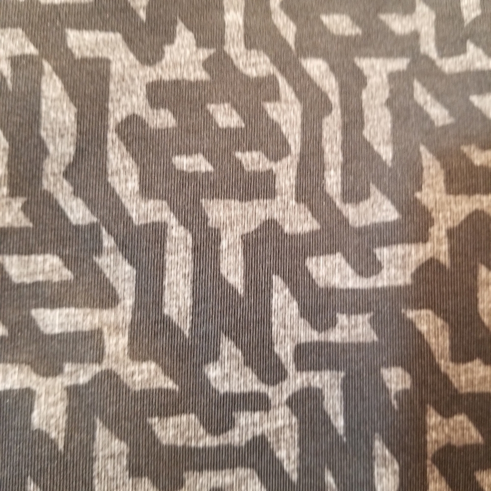 {8} Lululemon Run Inspire Block It Pocket Net Pop… - image 2